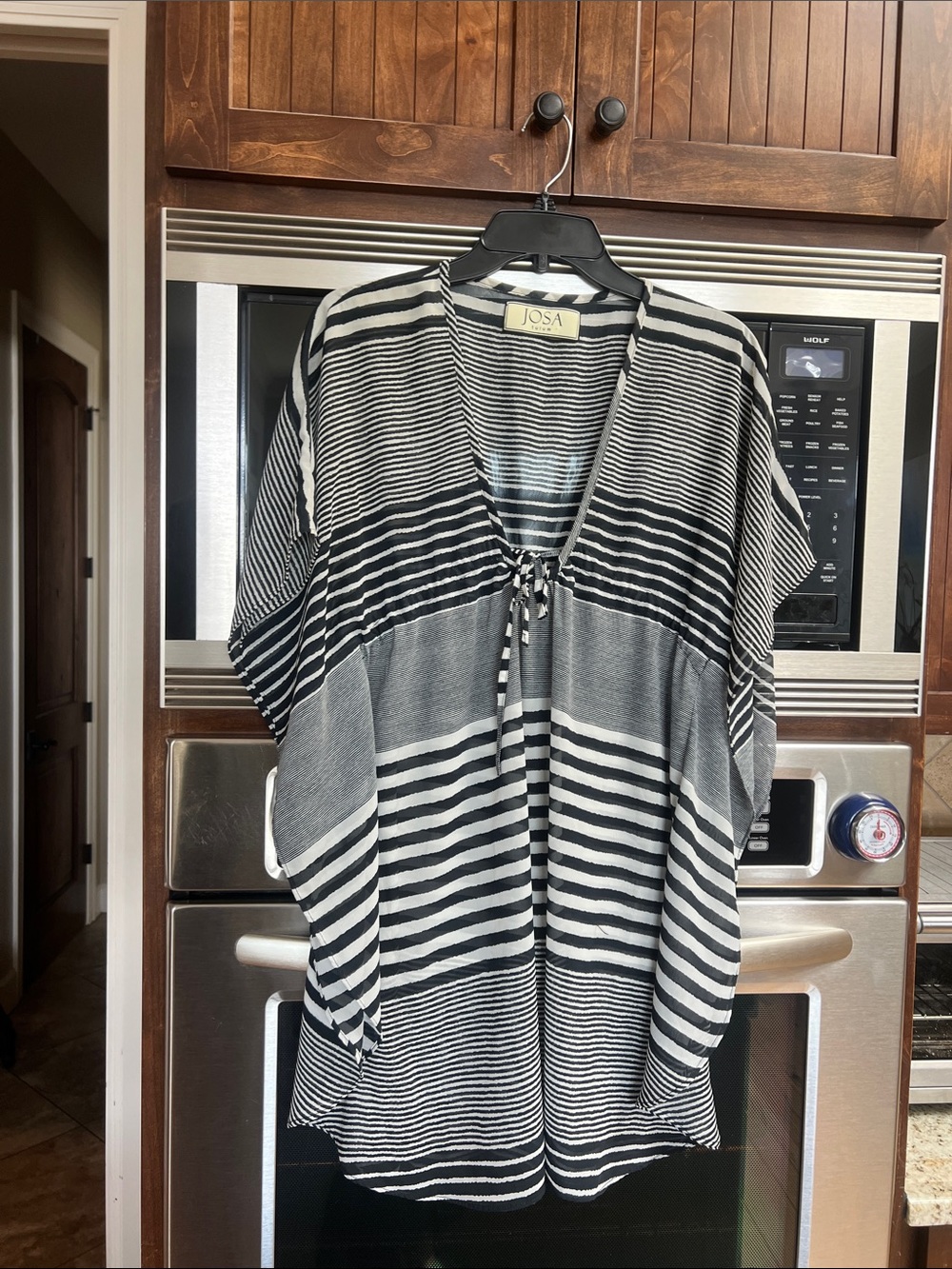 JOSA TULUM  CAFTAN BEACH BATHING SUIT COVERUP BLK/WHT ONE SIZE